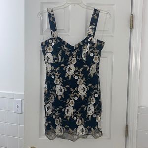 VICI DRESS BRAND NEW WITHOUT TAGS